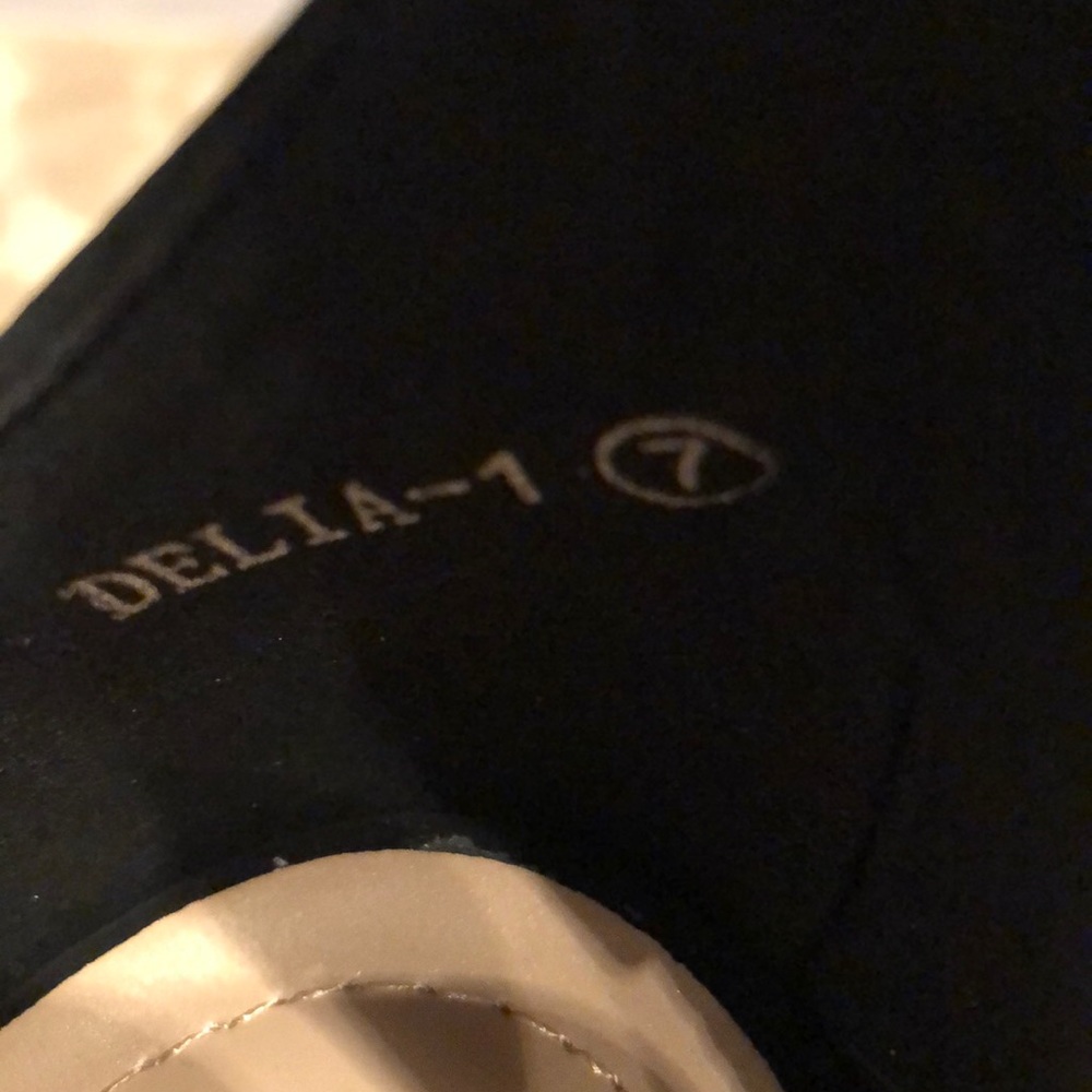 Never worn - Picture 4 of 5